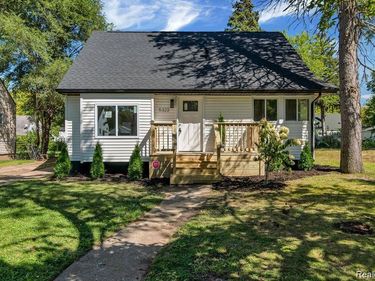 5322 Winthrop Boulevard, Flint, MI 48505