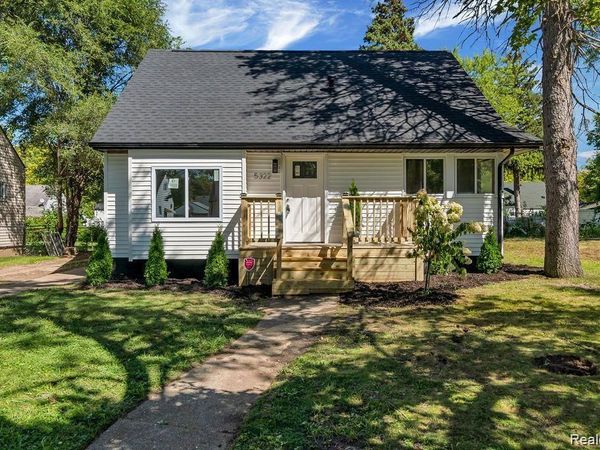 5322 Winthrop Boulevard, Flint, MI 48505