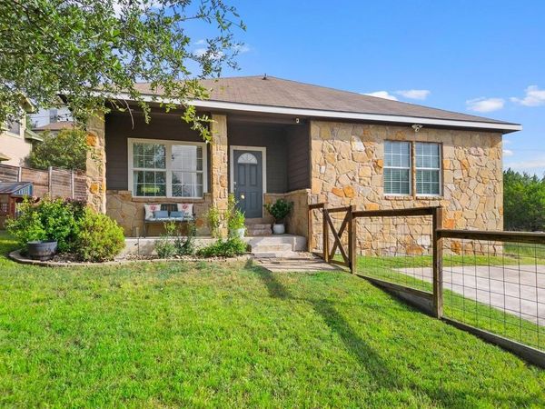 10604 Lake Beach DR, Dripping Springs, TX 78620