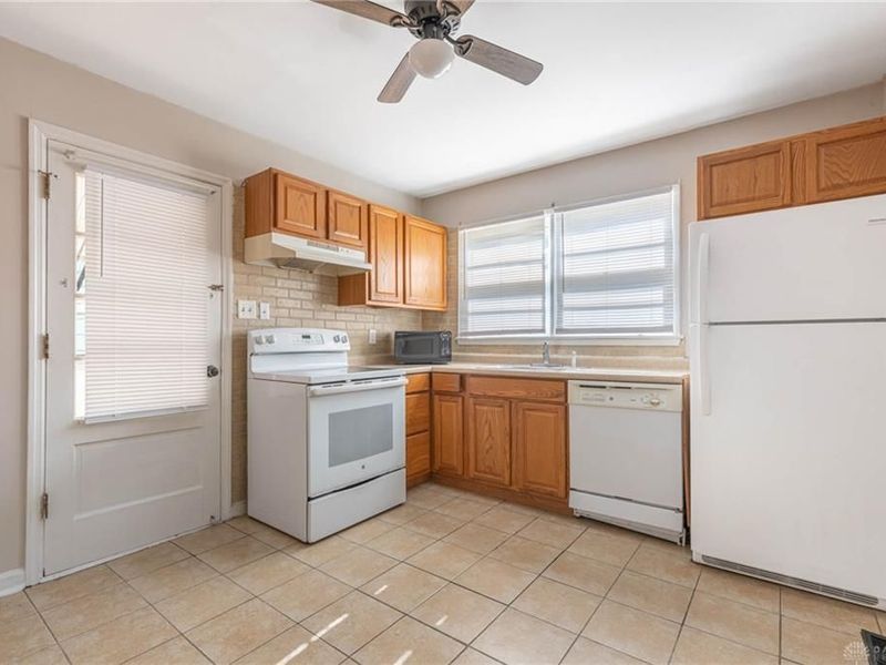 4945 Kolmar Avenue, Riverside, OH 45432 Photo 12