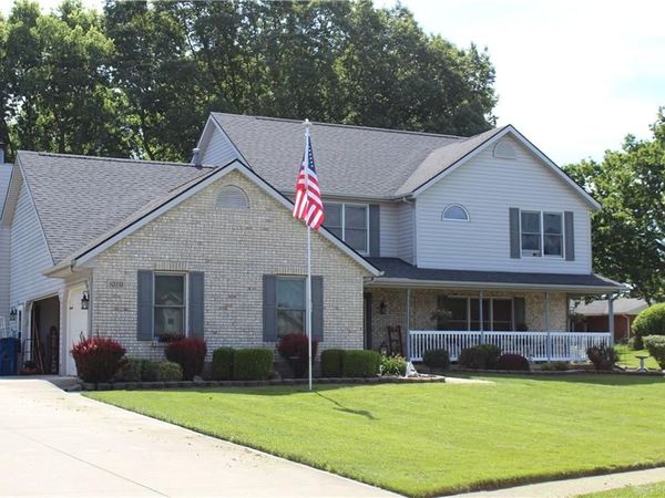 1070 Winston Lane, Tipp City, OH 45371