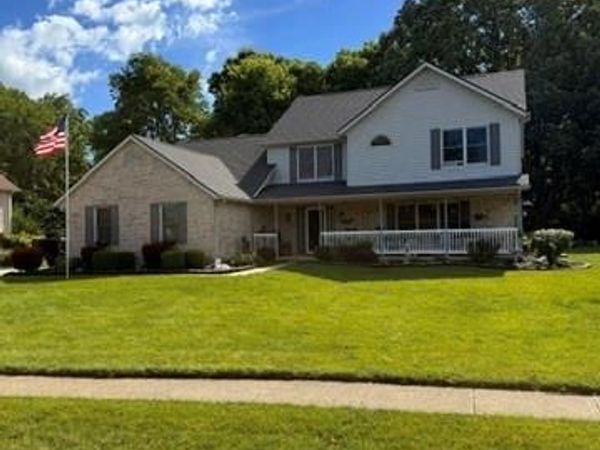 1070 Winston Lane, Tipp City, OH 45371