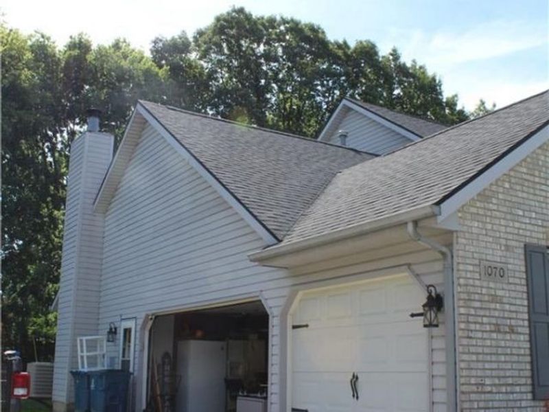1070 Winston Lane, Tipp City, OH 45371 Photo 11