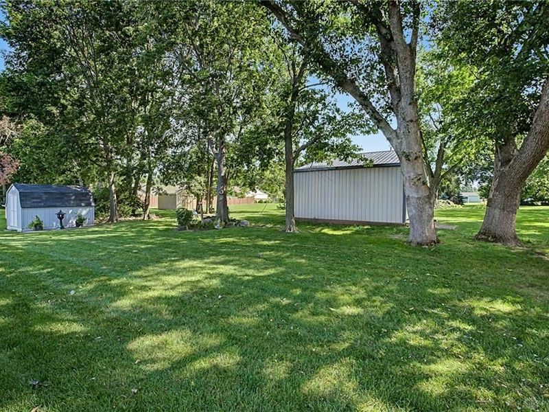 1070 Winston Lane, Tipp City, OH 45371 Photo 13