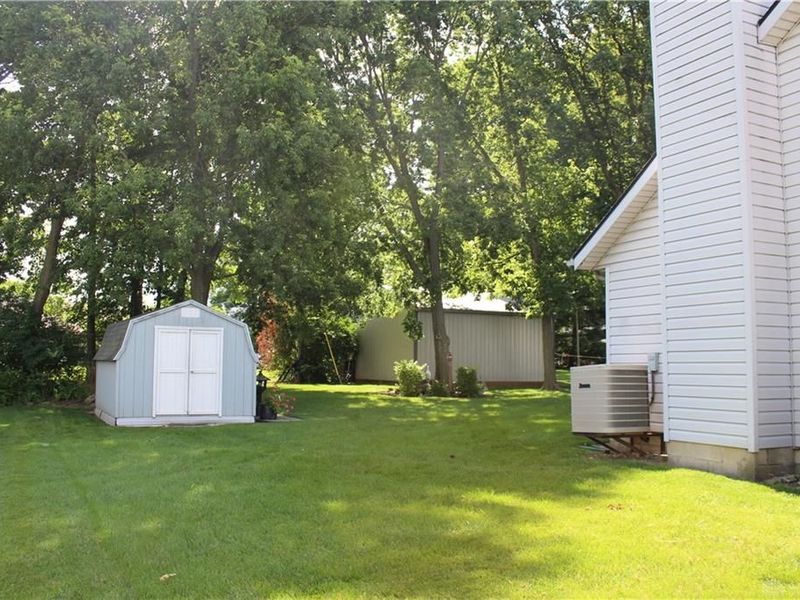 1070 Winston Lane, Tipp City, OH 45371 Photo 19