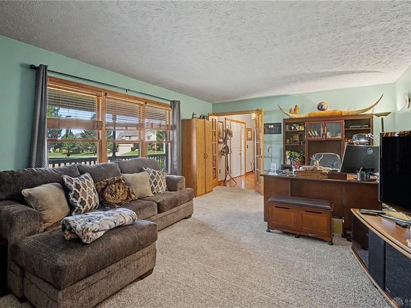 1070 Winston Lane, Tipp City, OH 45371 Photo 20