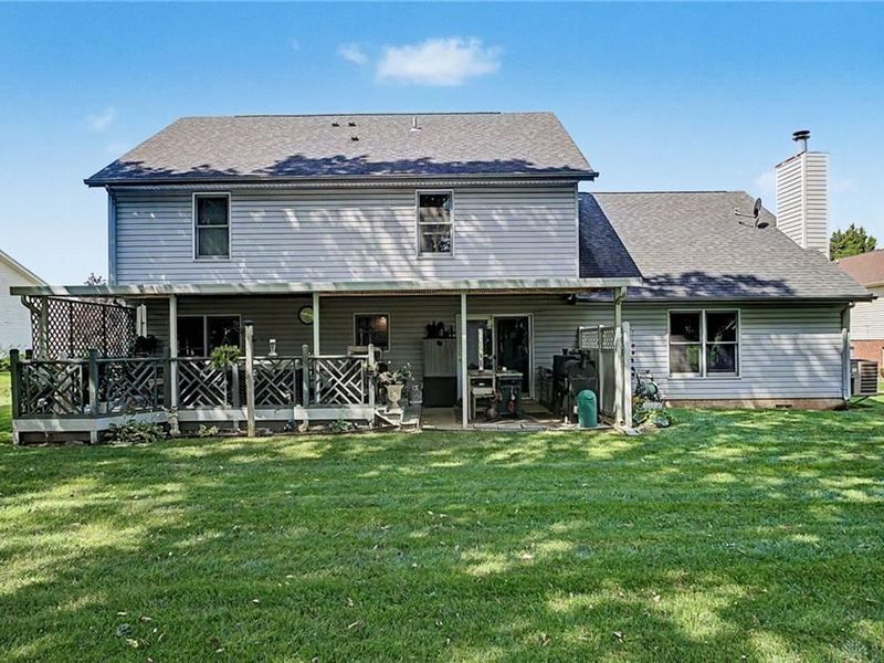 1070 Winston Lane, Tipp City, OH 45371 Photo 9