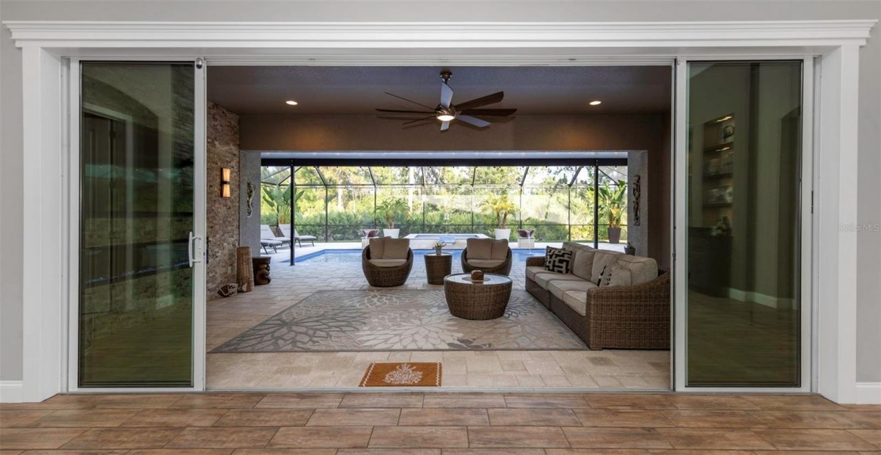 4042 Woodland Retreat Boulevard, New Port Richey, FL 34655 Photo