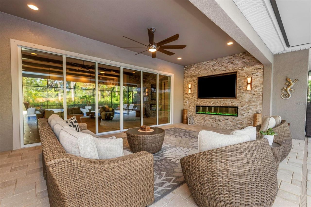 4042 Woodland Retreat Boulevard, New Port Richey, FL 34655 Photo