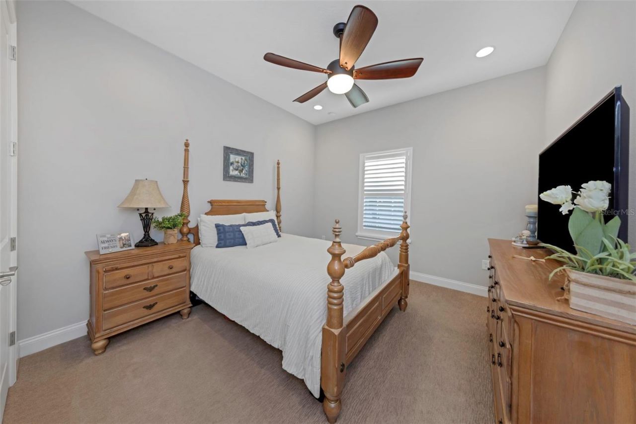 4042 Woodland Retreat Boulevard, New Port Richey, FL 34655 Photo