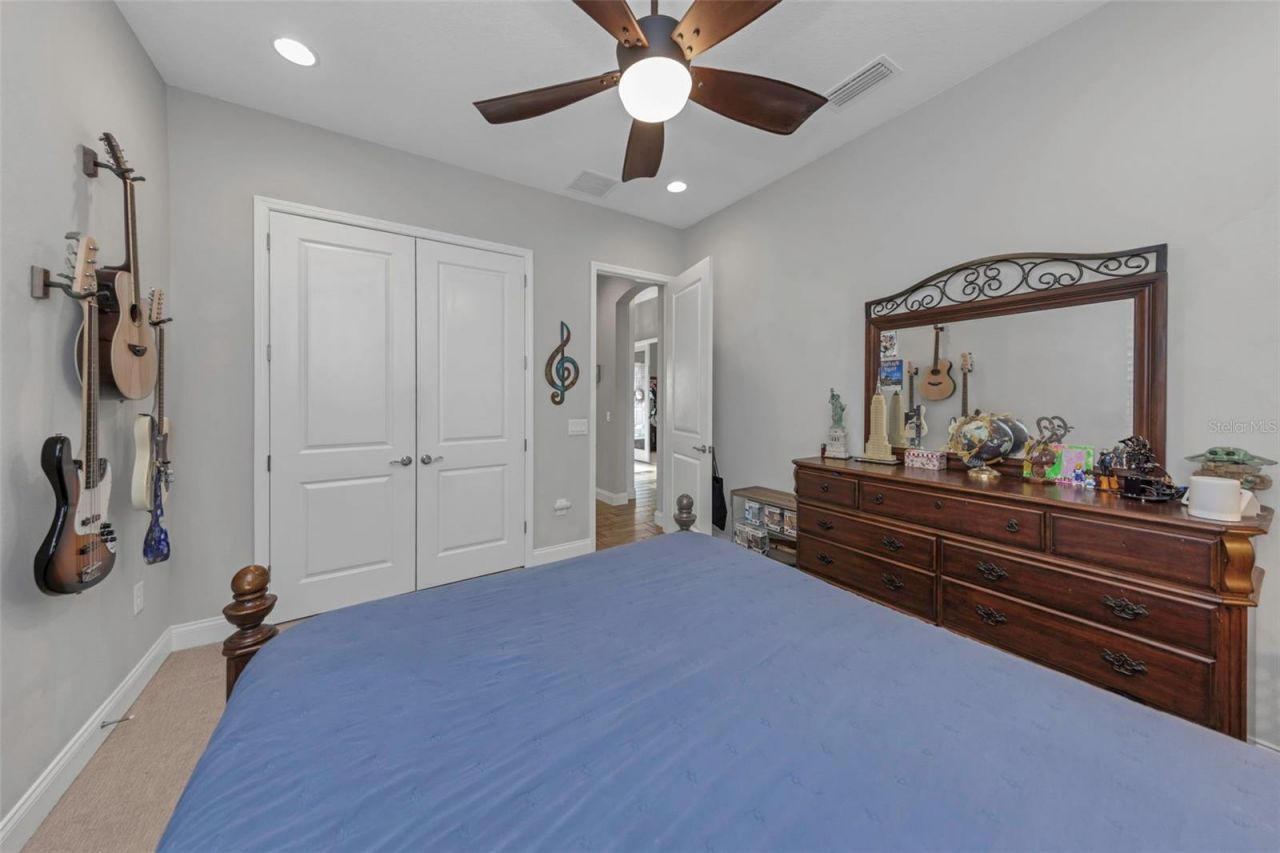 4042 Woodland Retreat Boulevard, New Port Richey, FL 34655 Photo