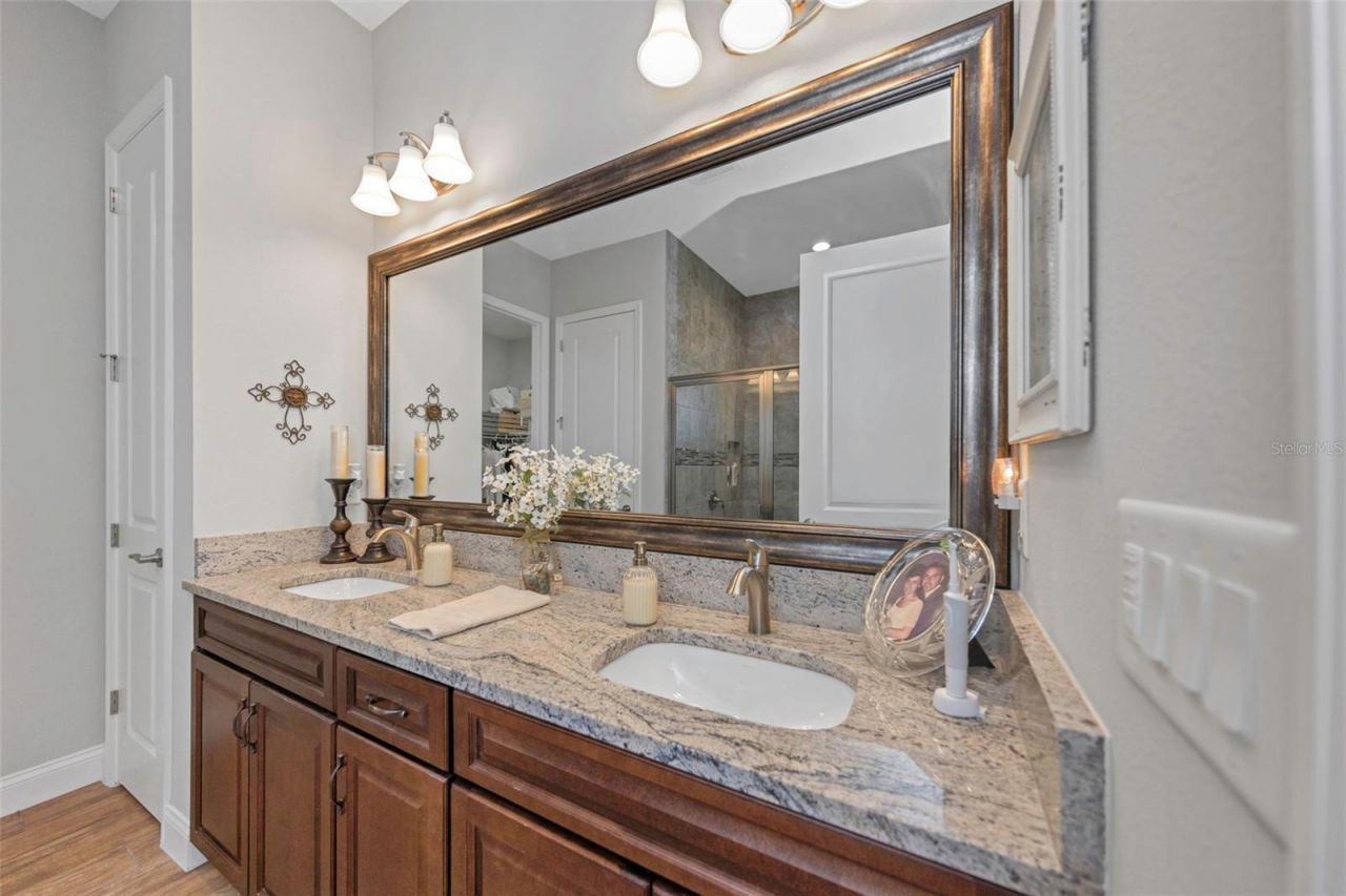 4042 Woodland Retreat Boulevard, New Port Richey, FL 34655 Photo