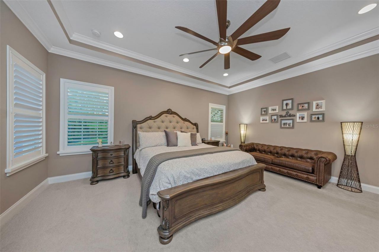 4042 Woodland Retreat Boulevard, New Port Richey, FL 34655 Photo