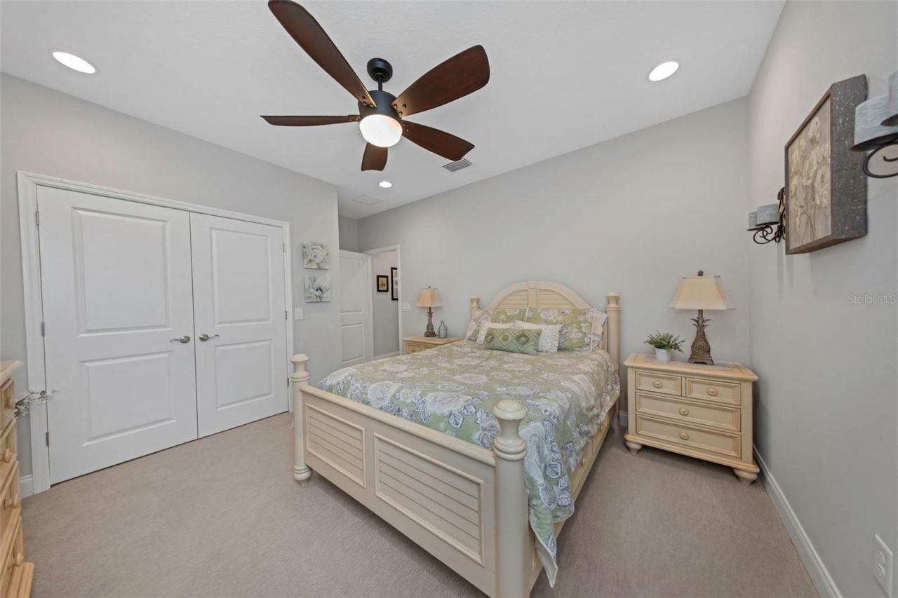 4042 Woodland Retreat Boulevard, New Port Richey, FL 34655 Photo
