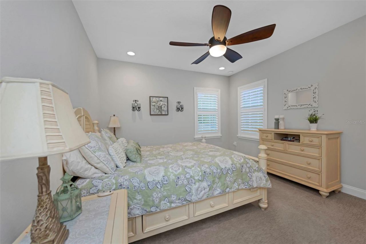 4042 Woodland Retreat Boulevard, New Port Richey, FL 34655 Photo