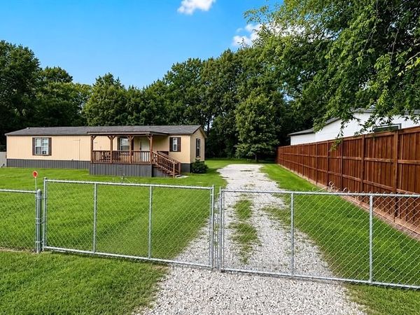 741 Waterfront Row, Quitman, TX 75783