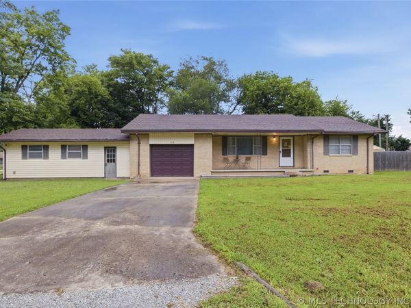 119 W Ross Street , Locust Grove, OK 74352