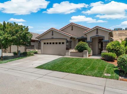 348 Lone Spur Dr, Folsom, CA 95630 Photo