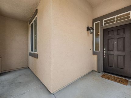 348 Lone Spur Dr, Folsom, CA 95630 Photo