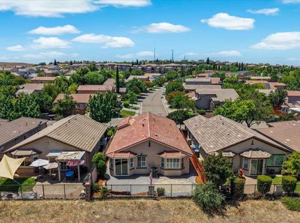 348 Lone Spur Dr, Folsom, CA 95630 Photo
