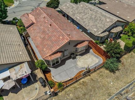 348 Lone Spur Dr, Folsom, CA 95630 Photo