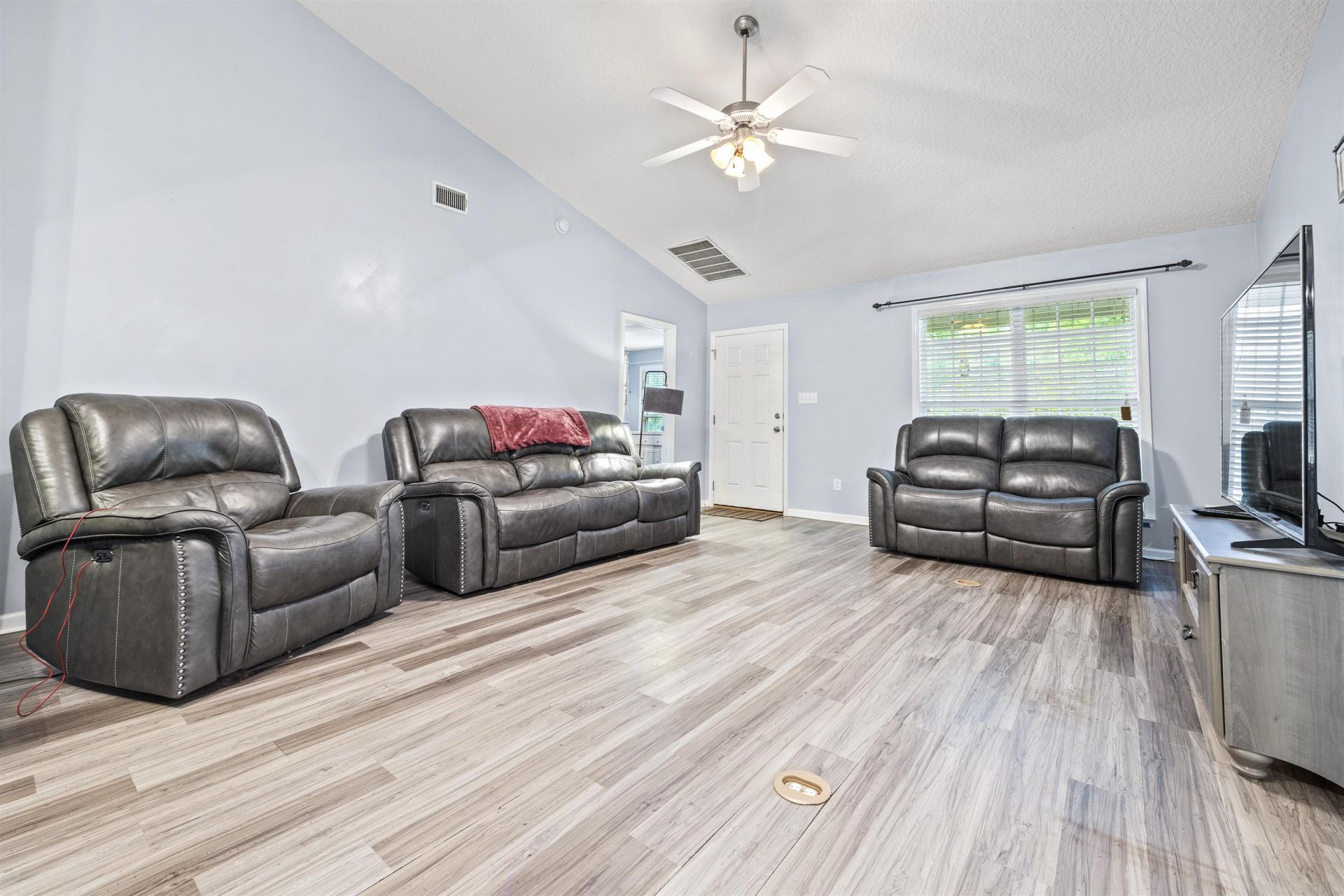 135 NE Golden Rain Terrace , Lee, FL 32059 Photo