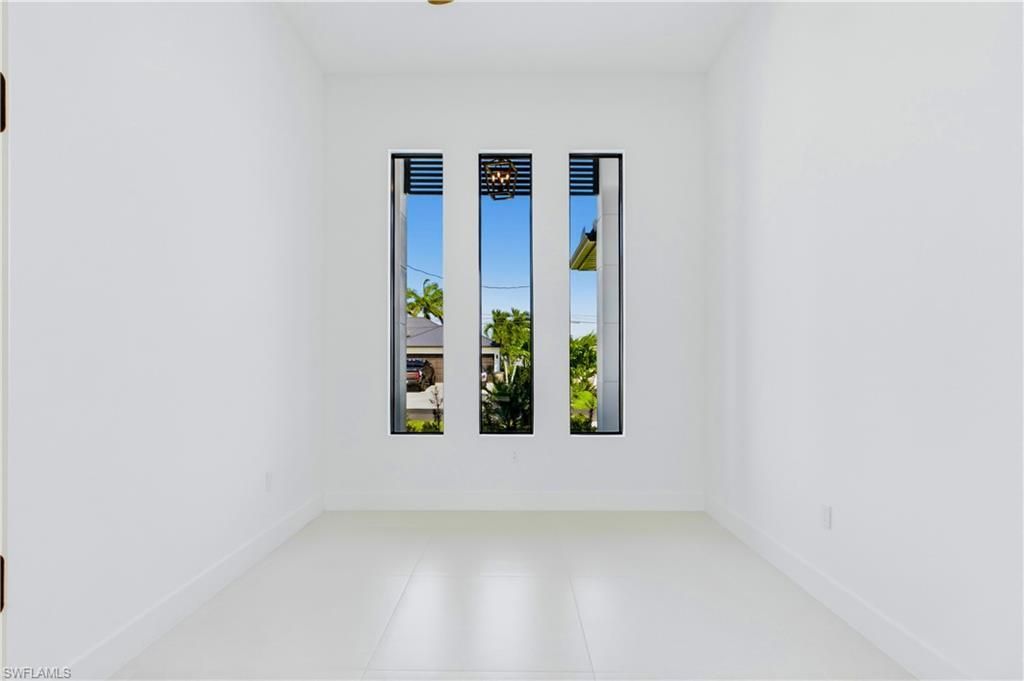 4627 SW 17th Ave , Cape Coral, FL 33914 Photo