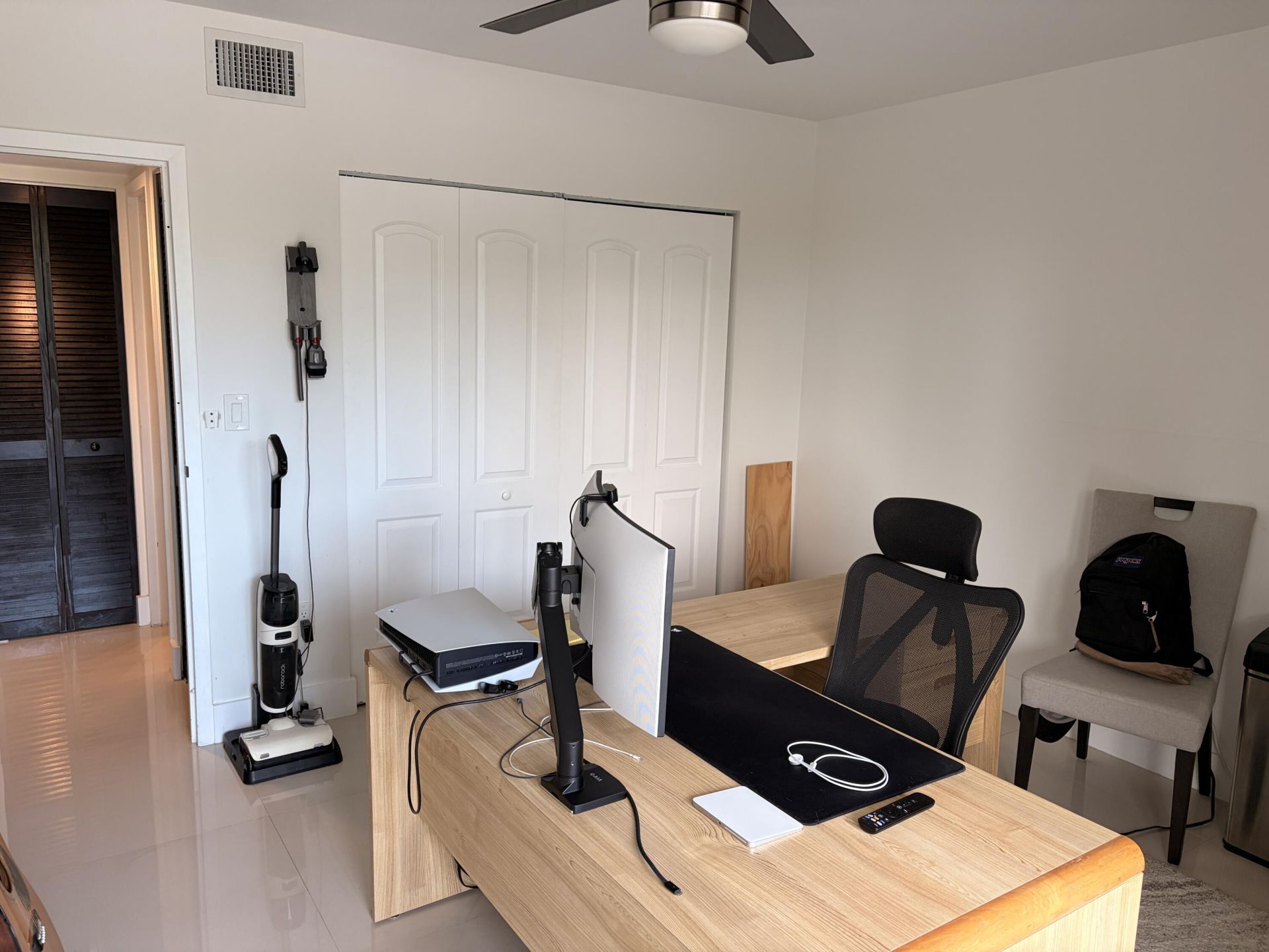 3625 N Country Club Drive, Unit 206, Aventura, FL 33180 Photo