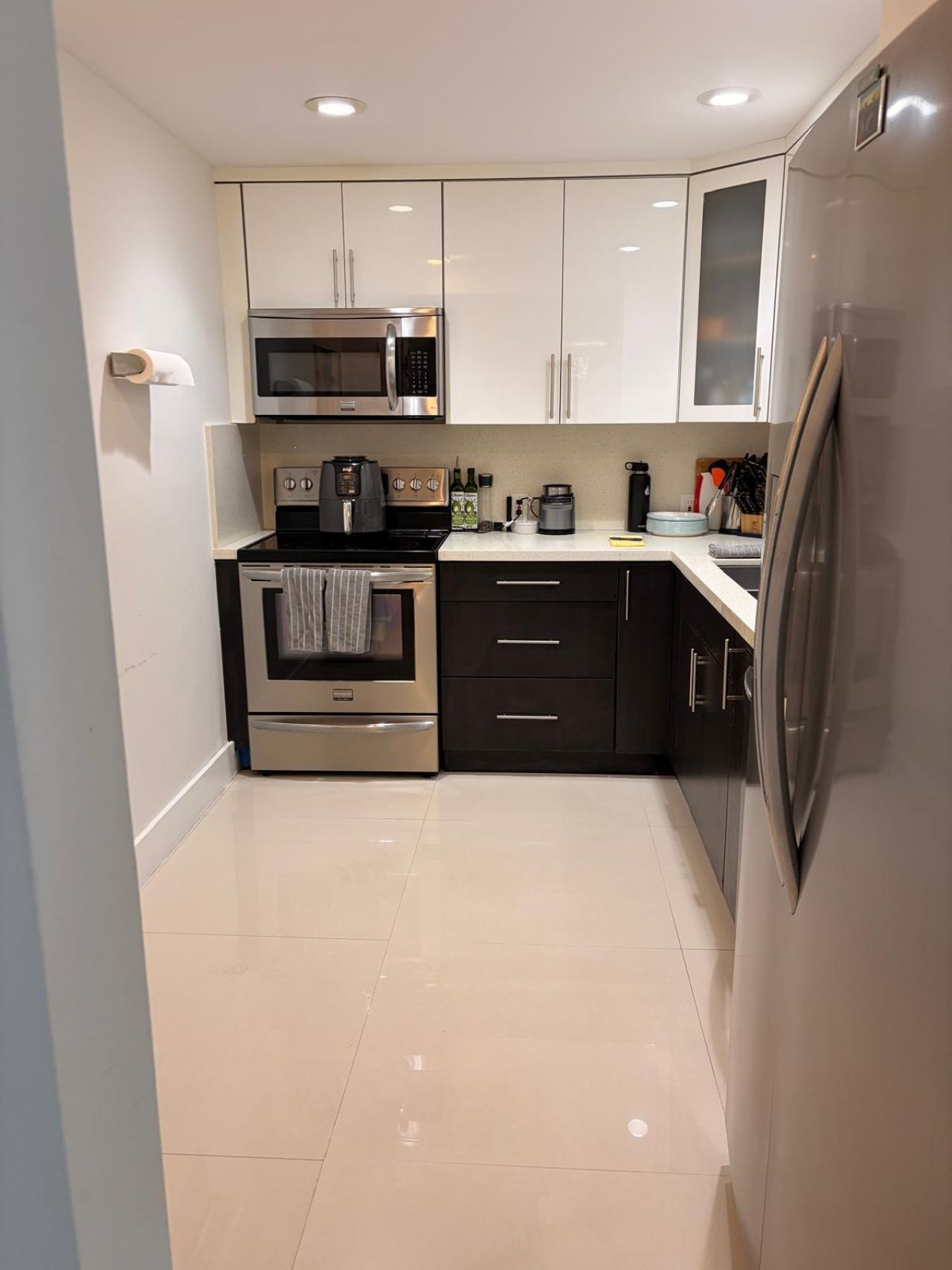 3625 N Country Club Drive, Unit 206, Aventura, FL 33180 Photo