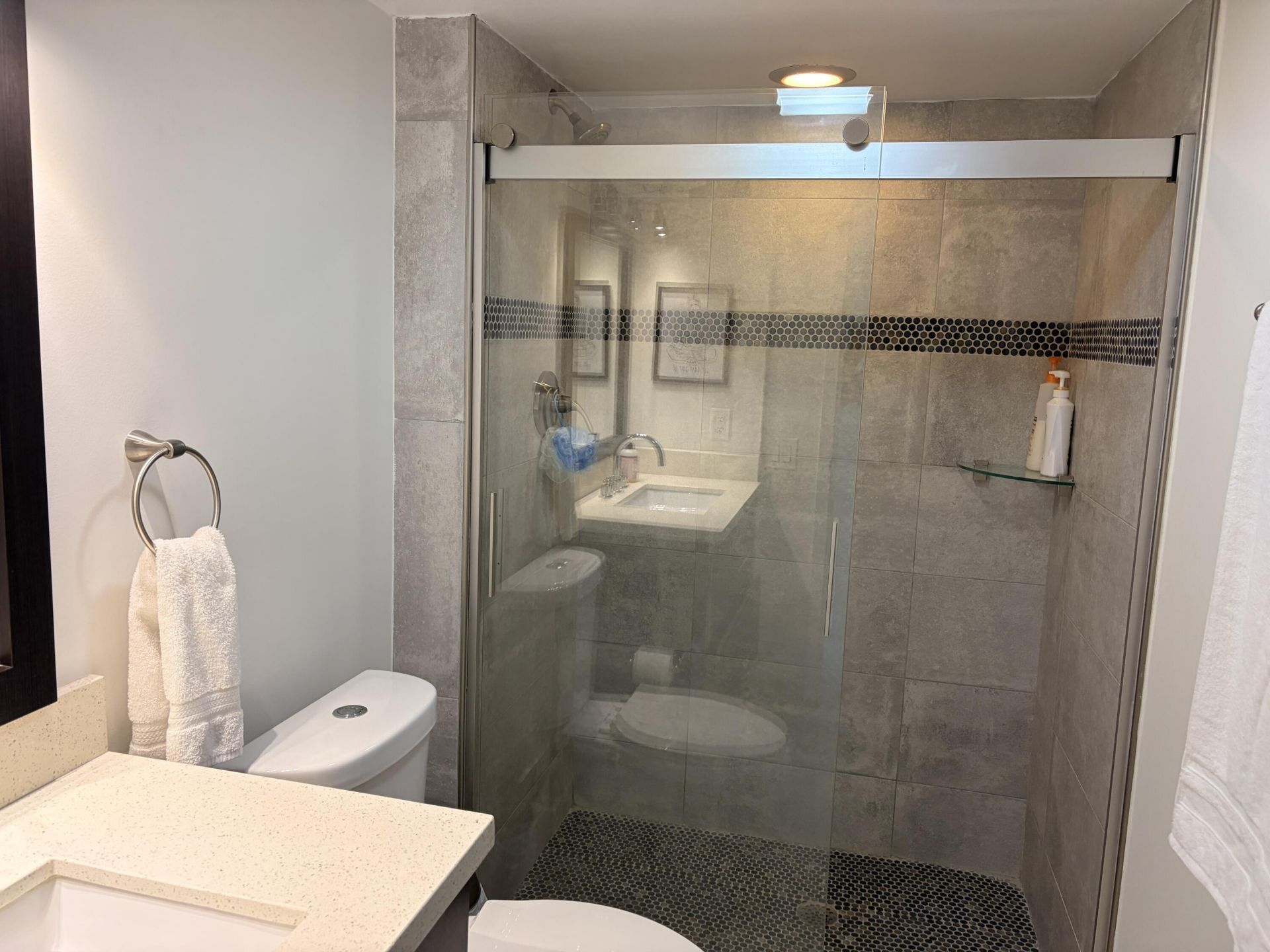 3625 N Country Club Drive, Unit 206, Aventura, FL 33180 Photo