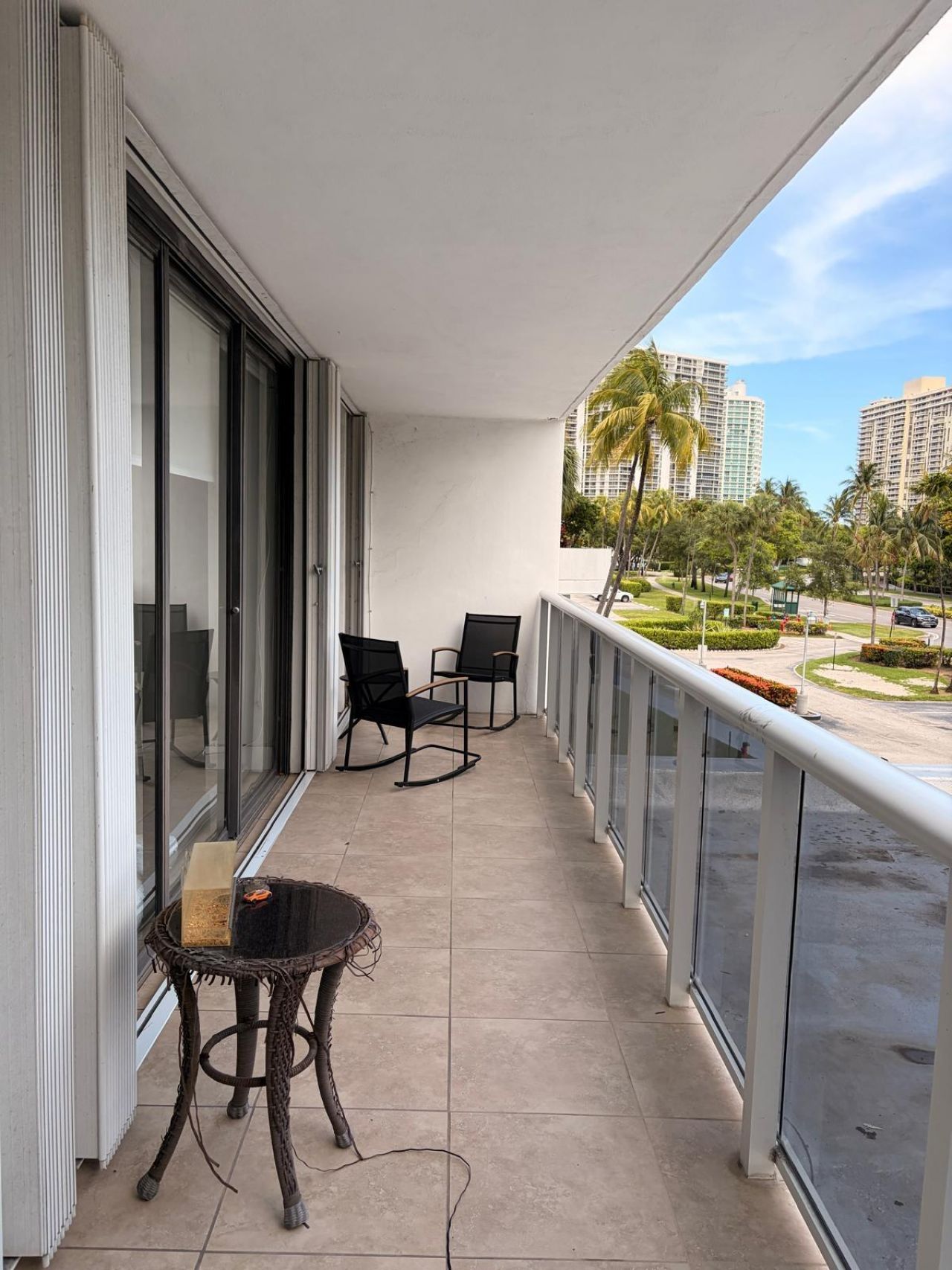 3625 N Country Club Drive, Unit 206, Aventura, FL 33180 Photo