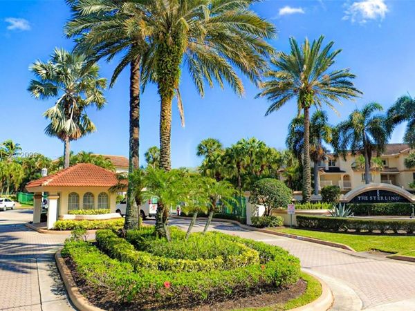 3204 Glenmoor Dr , Unit 3204, West Palm Beach, FL 33409