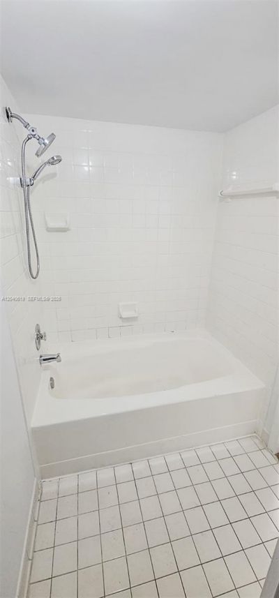 3204 Glenmoor Dr , Unit 3204, West Palm Beach, FL 33409 Photo