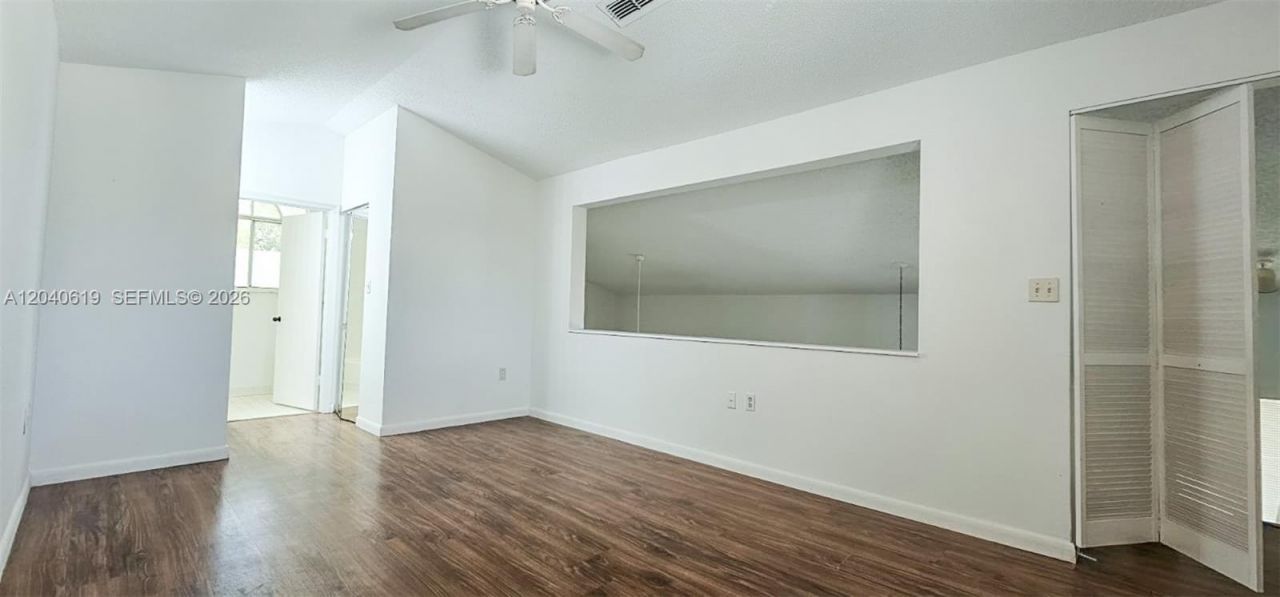3204 Glenmoor Dr , Unit 3204, West Palm Beach, FL 33409 Photo