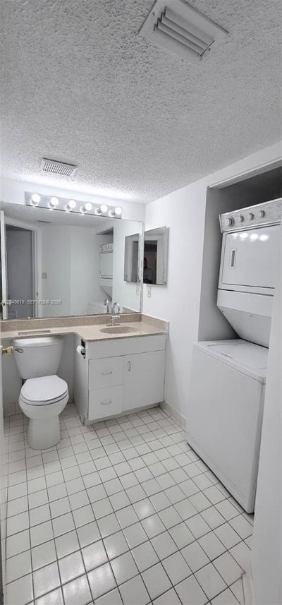 3204 Glenmoor Dr , Unit 3204, West Palm Beach, FL 33409 Photo
