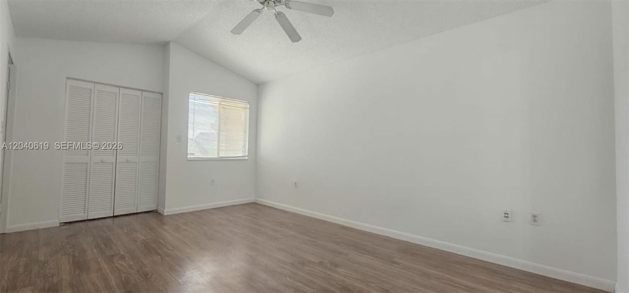 3204 Glenmoor Dr , Unit 3204, West Palm Beach, FL 33409 Photo