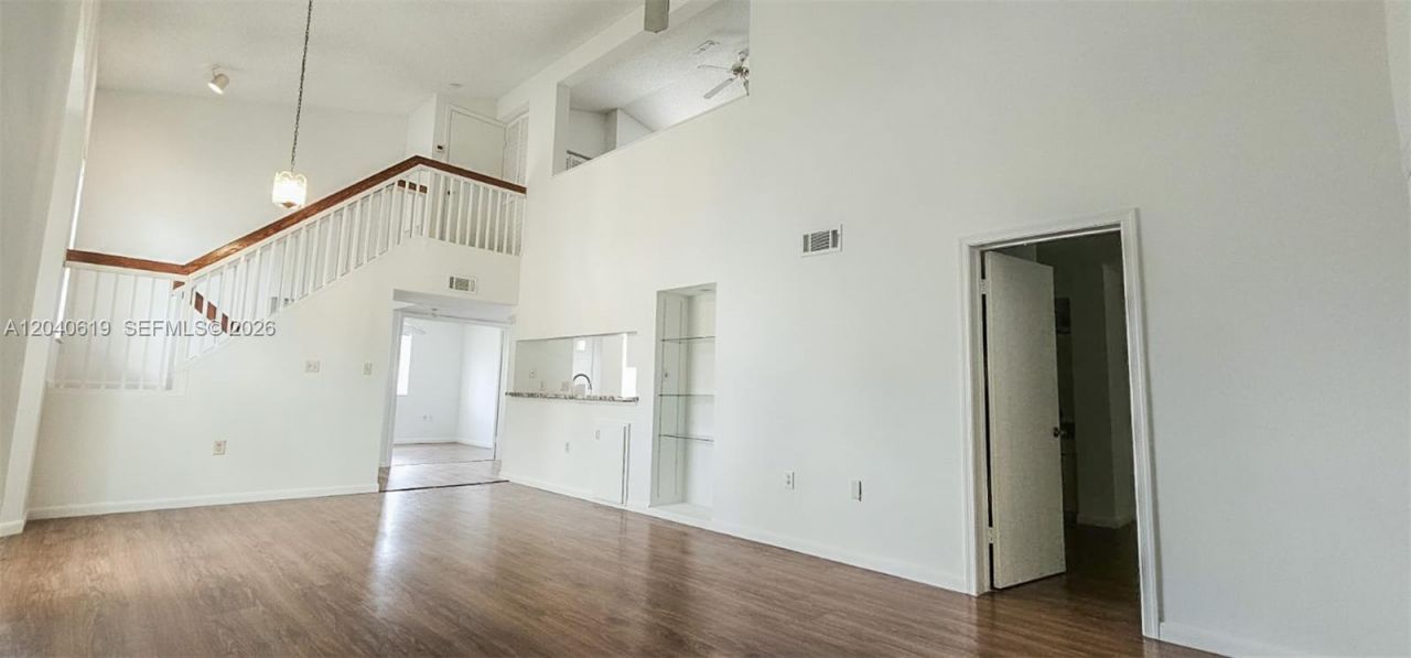 3204 Glenmoor Dr , Unit 3204, West Palm Beach, FL 33409 Photo
