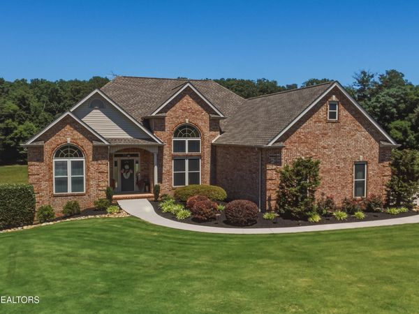 2223 Summerfield Lane, Sevierville, TN 37876