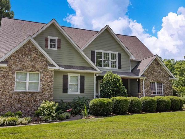 412 County Road 1027, Valley Head, AL 35989