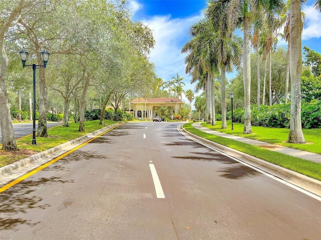 2132 NW 75th Way, Pembroke Pines, FL 33024 Photo