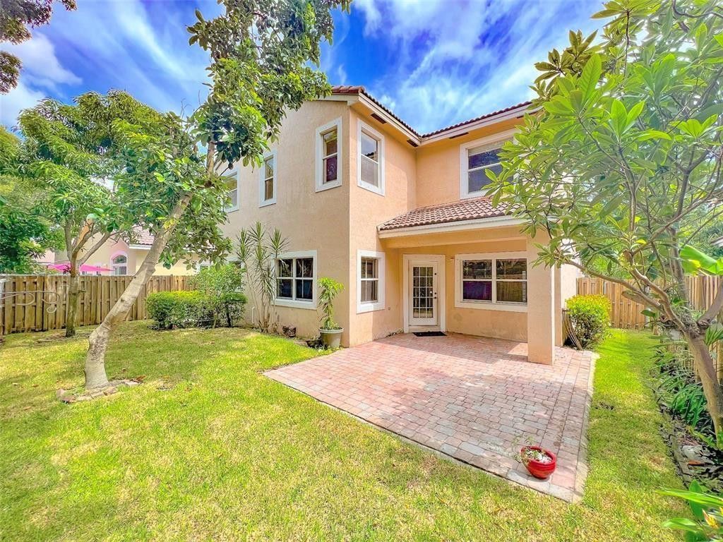 2132 NW 75th Way, Pembroke Pines, FL 33024 Photo