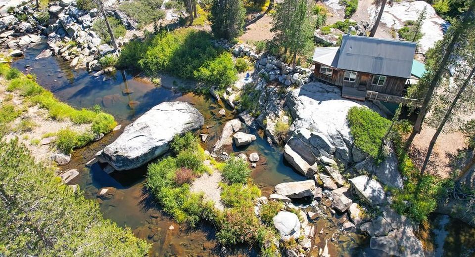 100 S Yuba Dr, Soda Springs, CA 95728 Photo