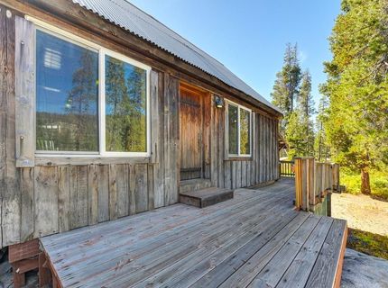 100 S Yuba Dr, Soda Springs, CA 95728 Photo