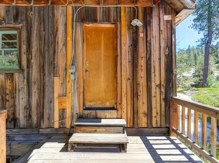 100 S Yuba Dr, Soda Springs, CA 95728 Photo