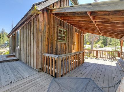 100 S Yuba Dr, Soda Springs, CA 95728 Photo
