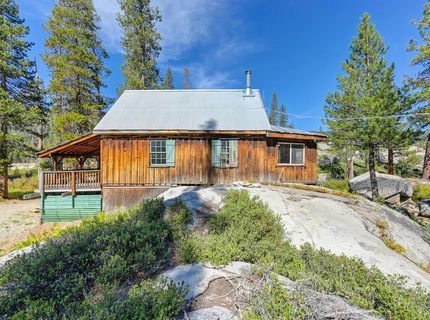 100 S Yuba Dr, Soda Springs, CA 95728 Photo