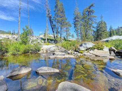 100 S Yuba Dr, Soda Springs, CA 95728 Photo