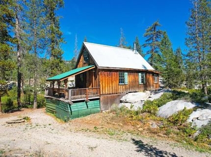 100 S Yuba Dr, Soda Springs, CA 95728 Photo