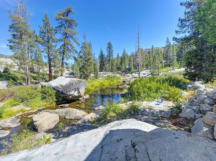 100 S Yuba Dr, Soda Springs, CA 95728 Photo