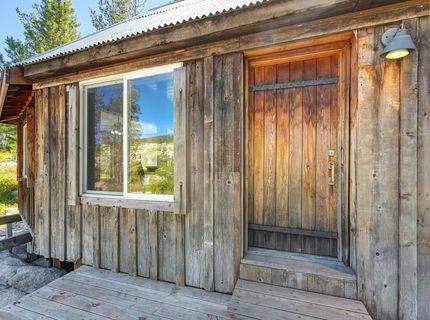 100 S Yuba Dr, Soda Springs, CA 95728 Photo